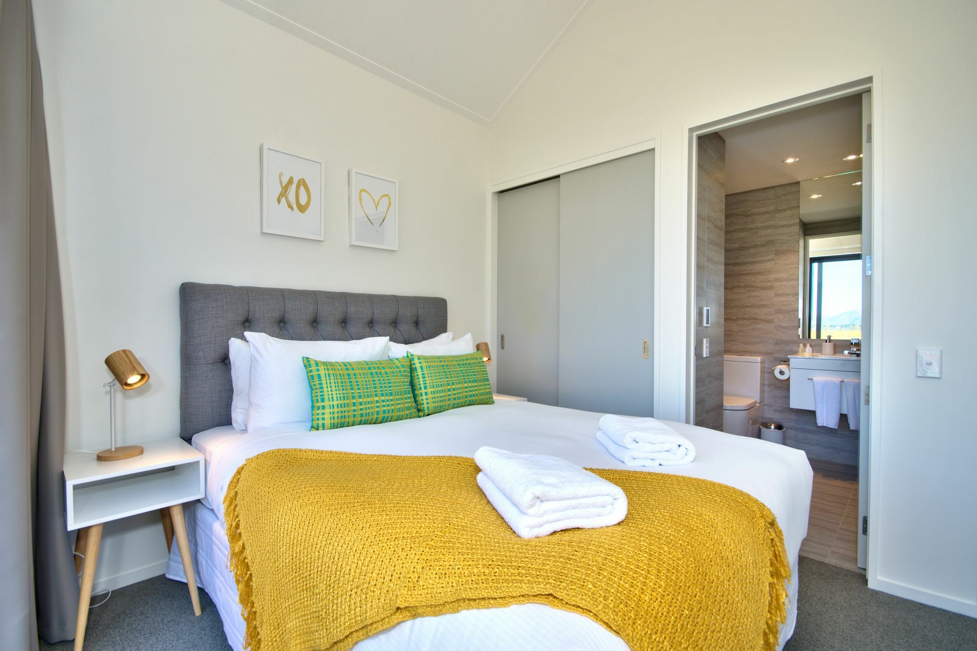 Cherry Blossom Holiday Apartment Queenstown Eksteriør billede