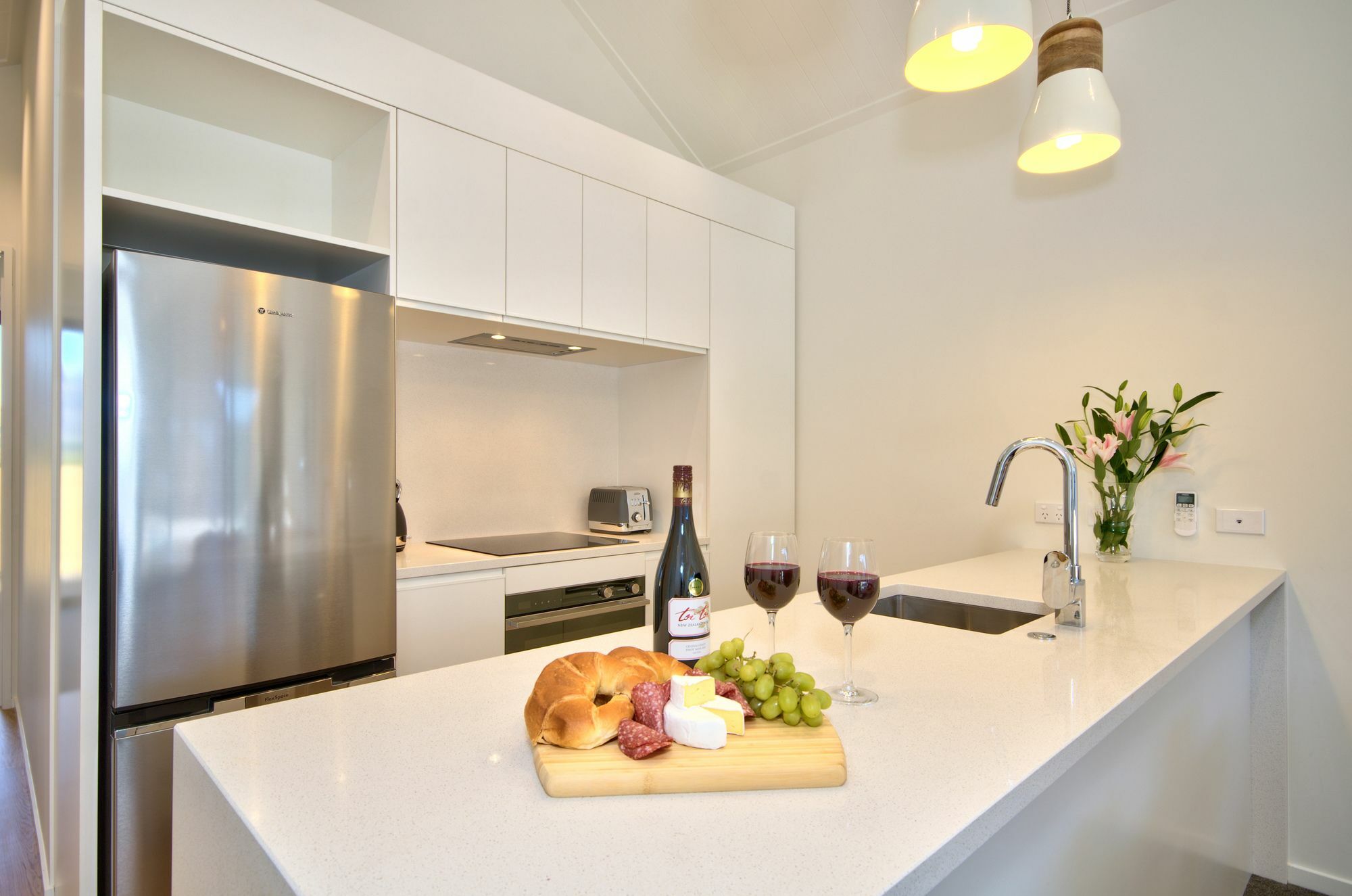 Cherry Blossom Holiday Apartment Queenstown Eksteriør billede